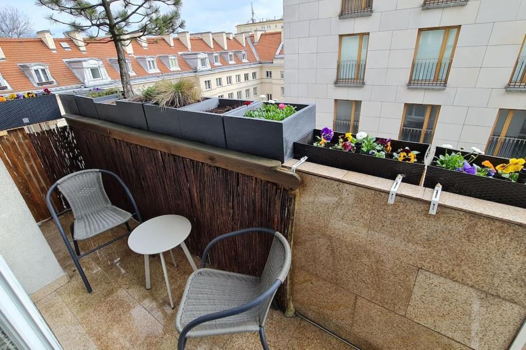Apartament Poludniowy Z Balkonem 2 Osoby Varsavia Esterno foto